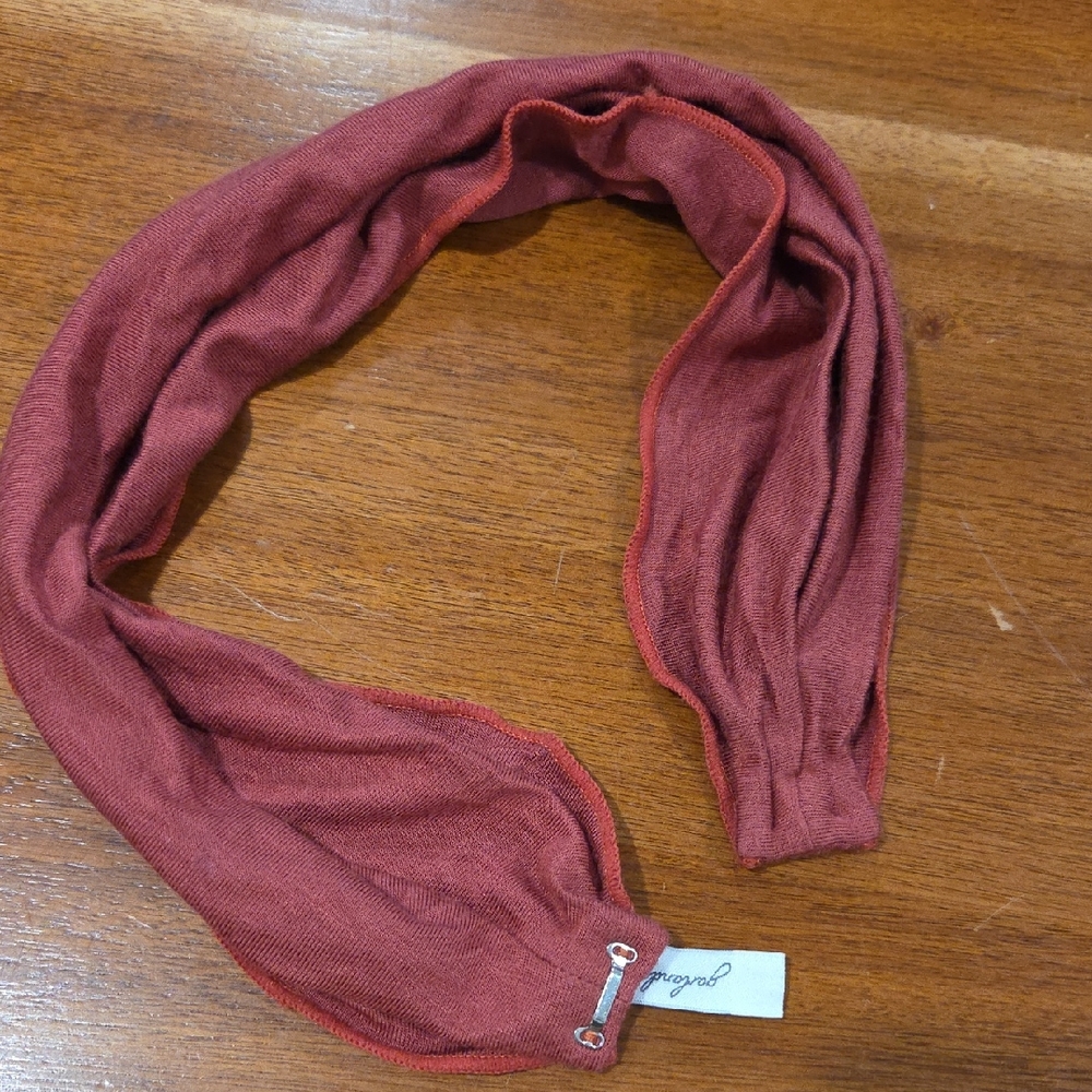 Garlands Of Grace Headcovering